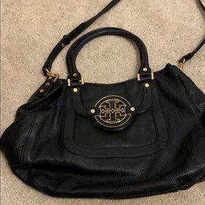 Genuine Tory Burch Leather Purse.
